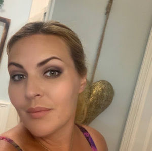 Meet your Posher, Jennie